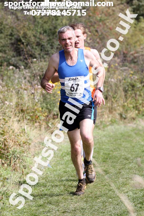 Senior mens and veteran relays, Sunderland Harriers Cross Country Relays, Farringdon, Sunderland . Photo: David T. Hewitson/Sports for All Pics